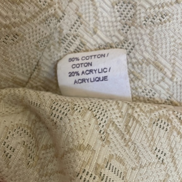 Jones New York Essentials: Classic Blazer in cream/light brocade. - Picture 6 of 6